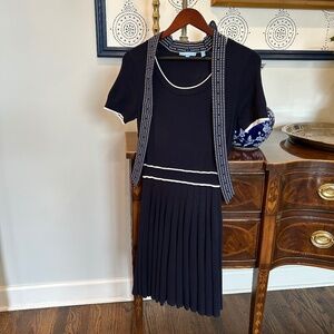 Draper James Navy and White Pleated Dress with Tie Size Small
